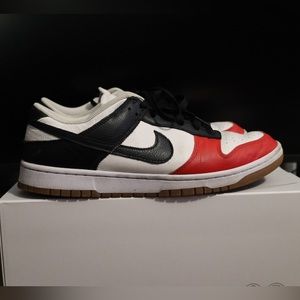 Nike Dunk Low Sneakers